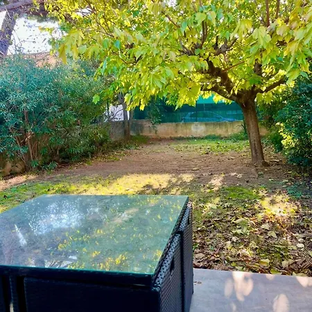 Apartment Havre De Paix Au Porte D 'avignon Les Angles (Gard)